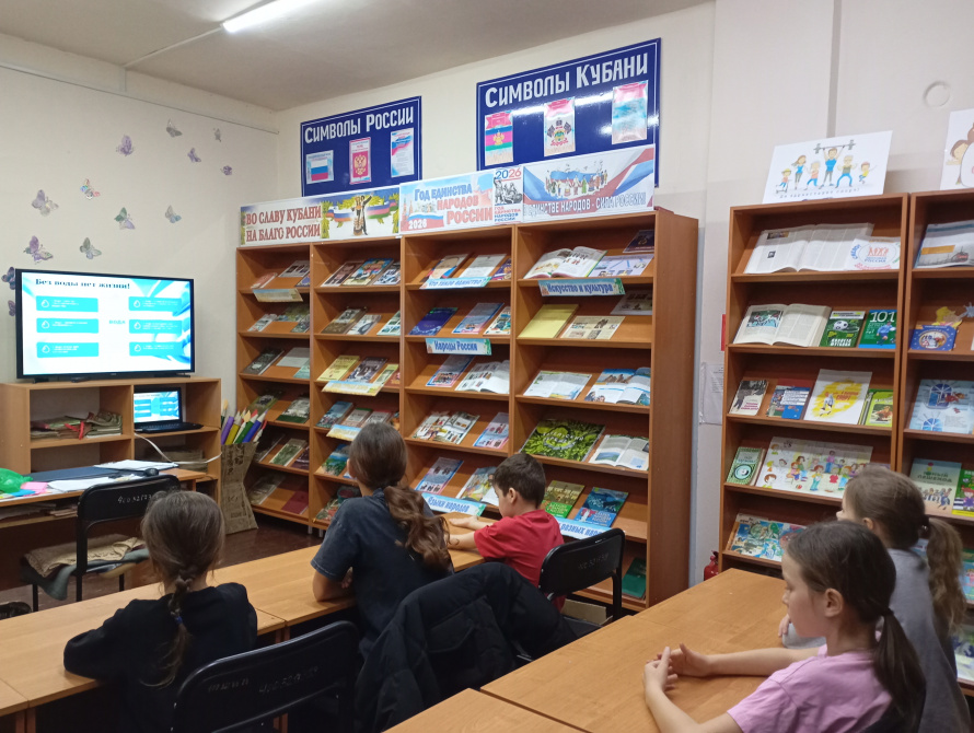 Голубые очи планеты