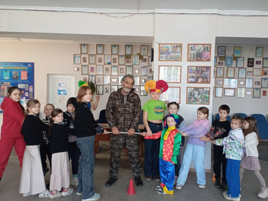 Масленица идёт, за собой весну ведёт